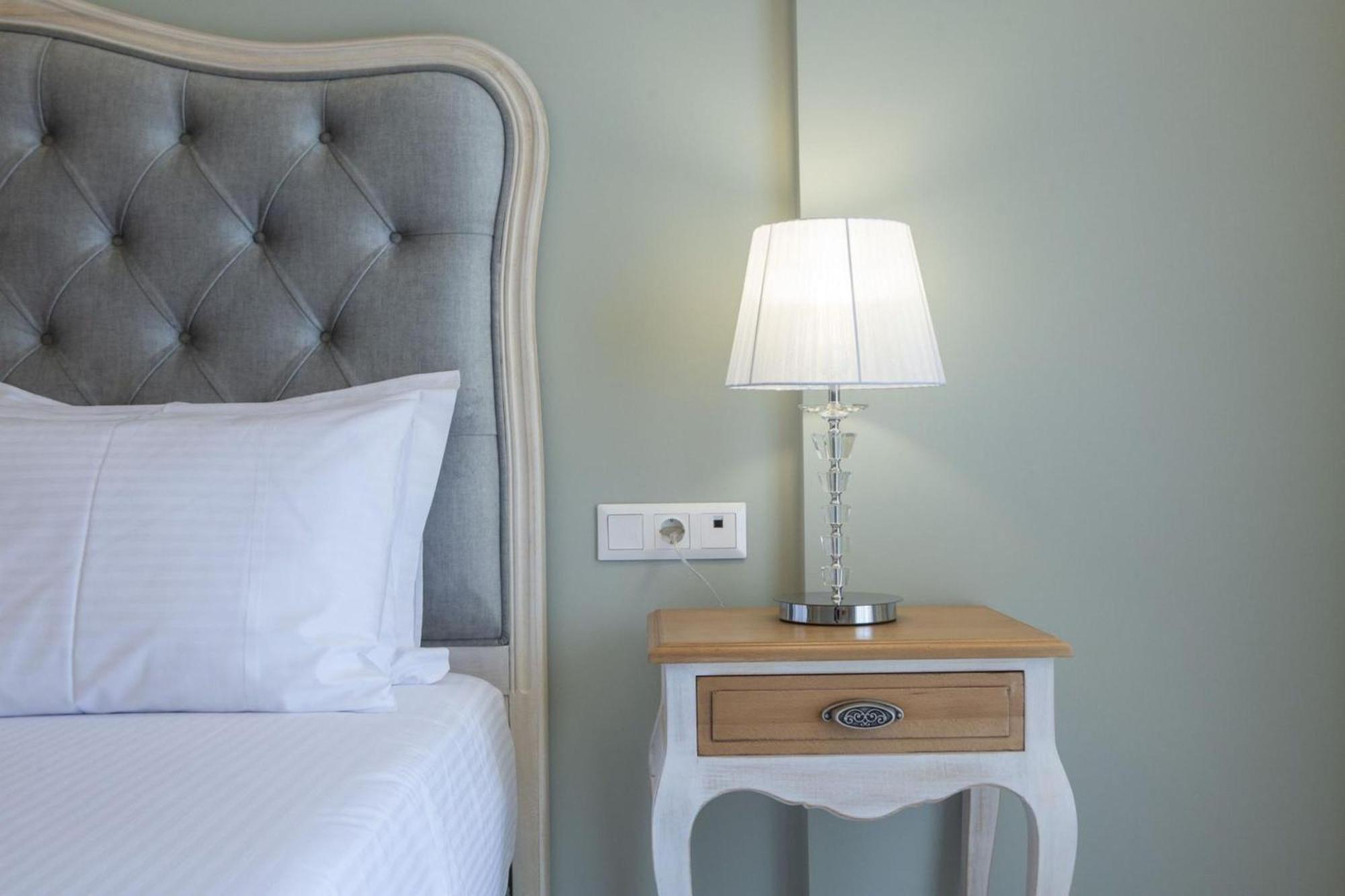 Vk Luxury Suites - Private Parking - Adults Only 니드리 외부 사진