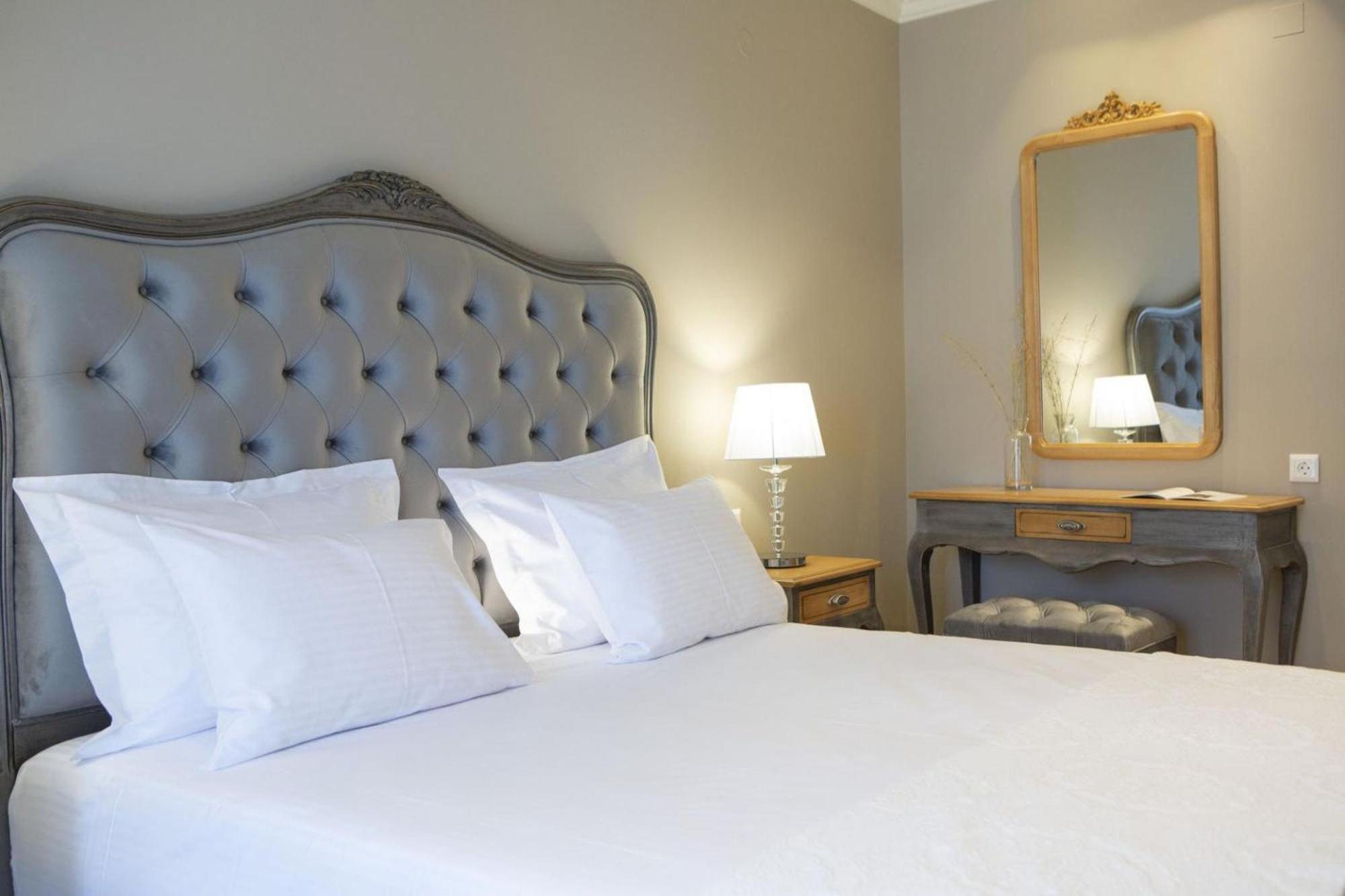 Vk Luxury Suites - Private Parking - Adults Only 니드리 외부 사진
