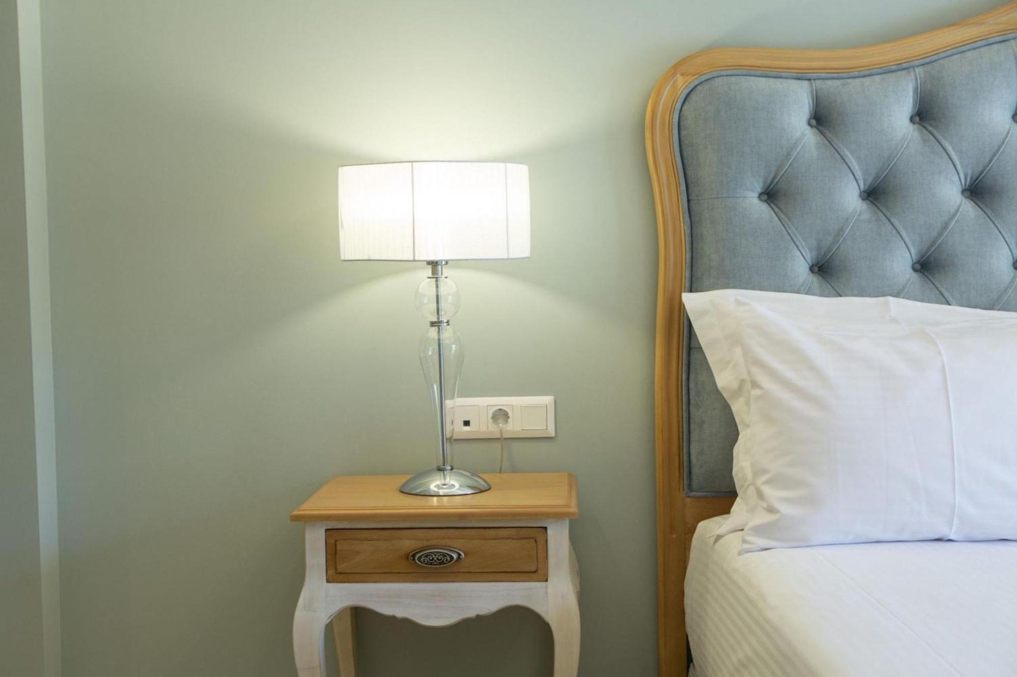 Vk Luxury Suites - Private Parking - Adults Only 니드리 외부 사진