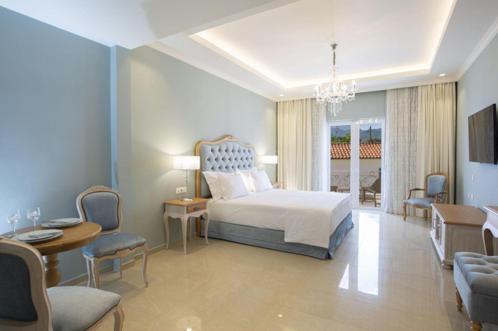 Vk Luxury Suites - Private Parking - Adults Only 니드리 외부 사진