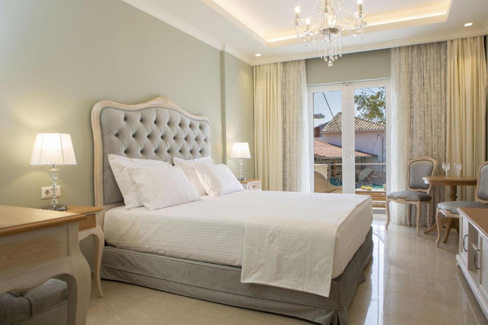 Vk Luxury Suites - Private Parking - Adults Only 니드리 외부 사진